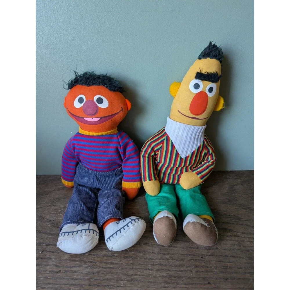 Vintage Knickerbocker Sesame Street Bert & Ernie Plush Dolls 15”